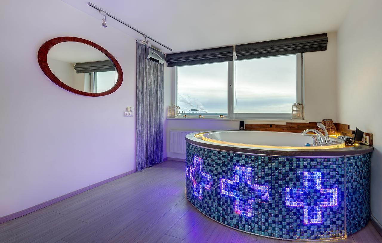 June Street Spa Apartments VNO Kültér fotó